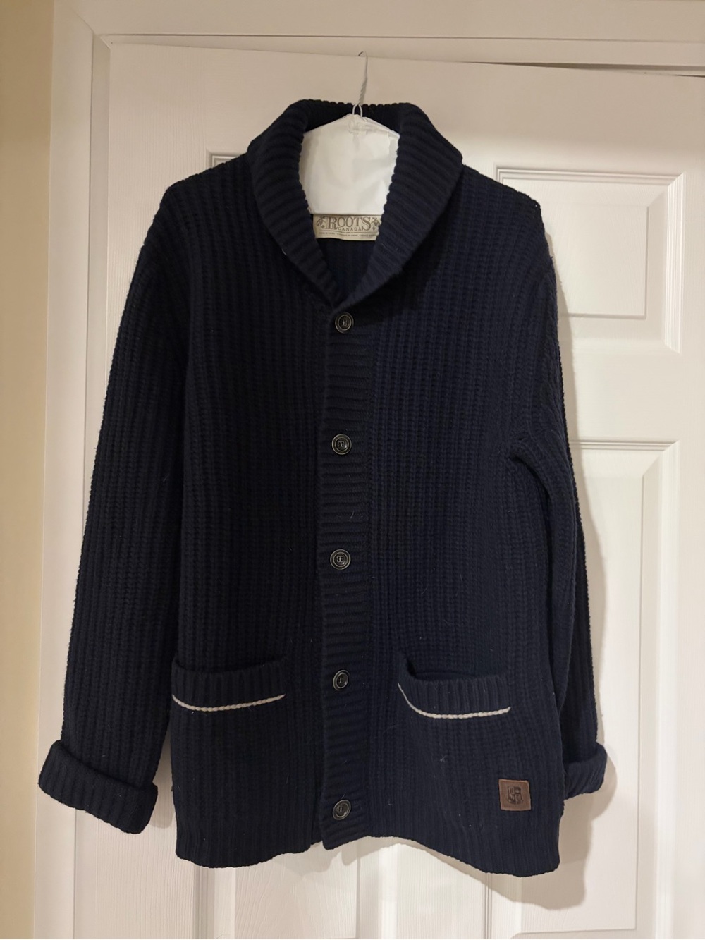 Vintage-style Roots Canada heavy knit shawl-collar cardigan (Size Large)